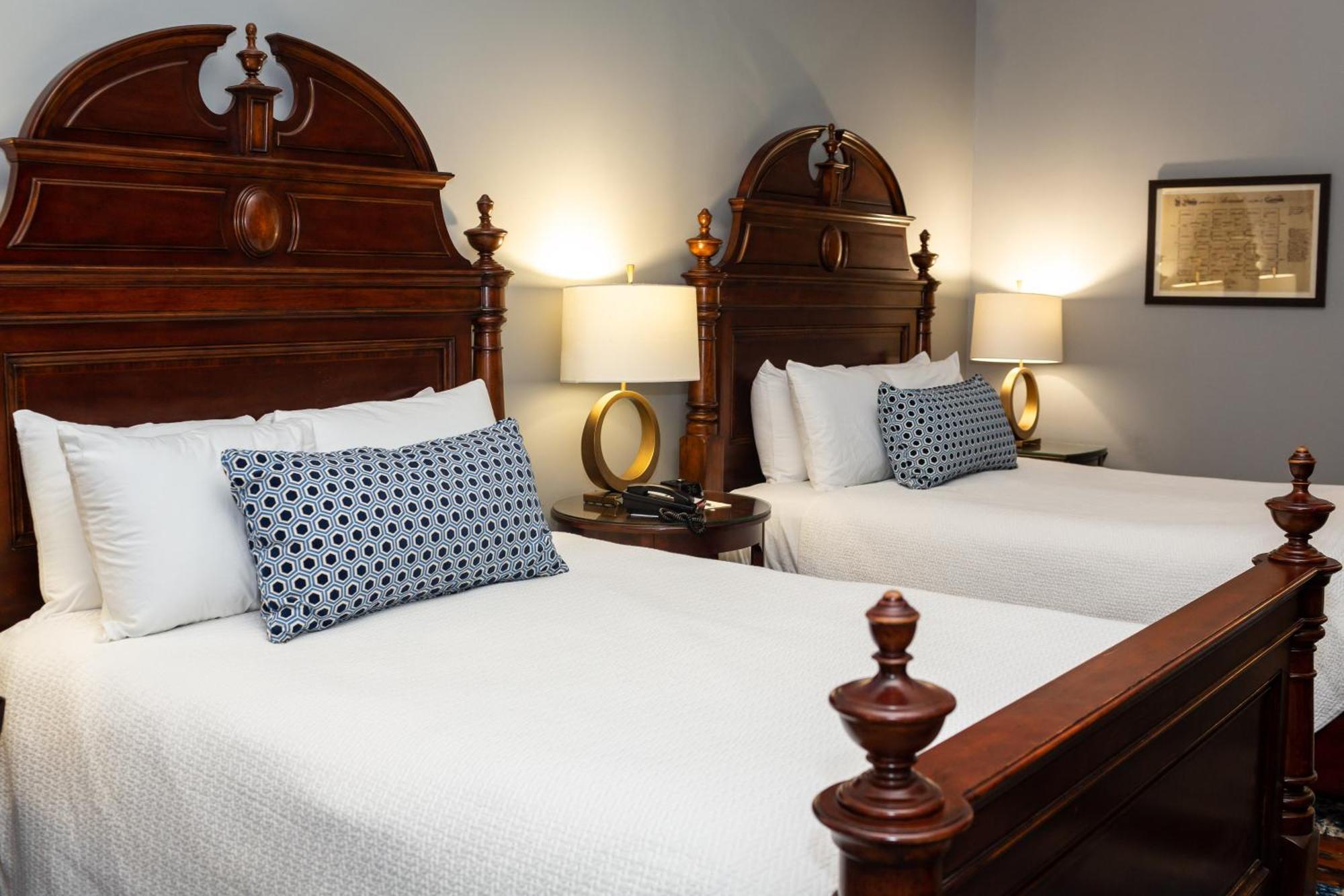 Deluxe Queen Room Two Queen Beds