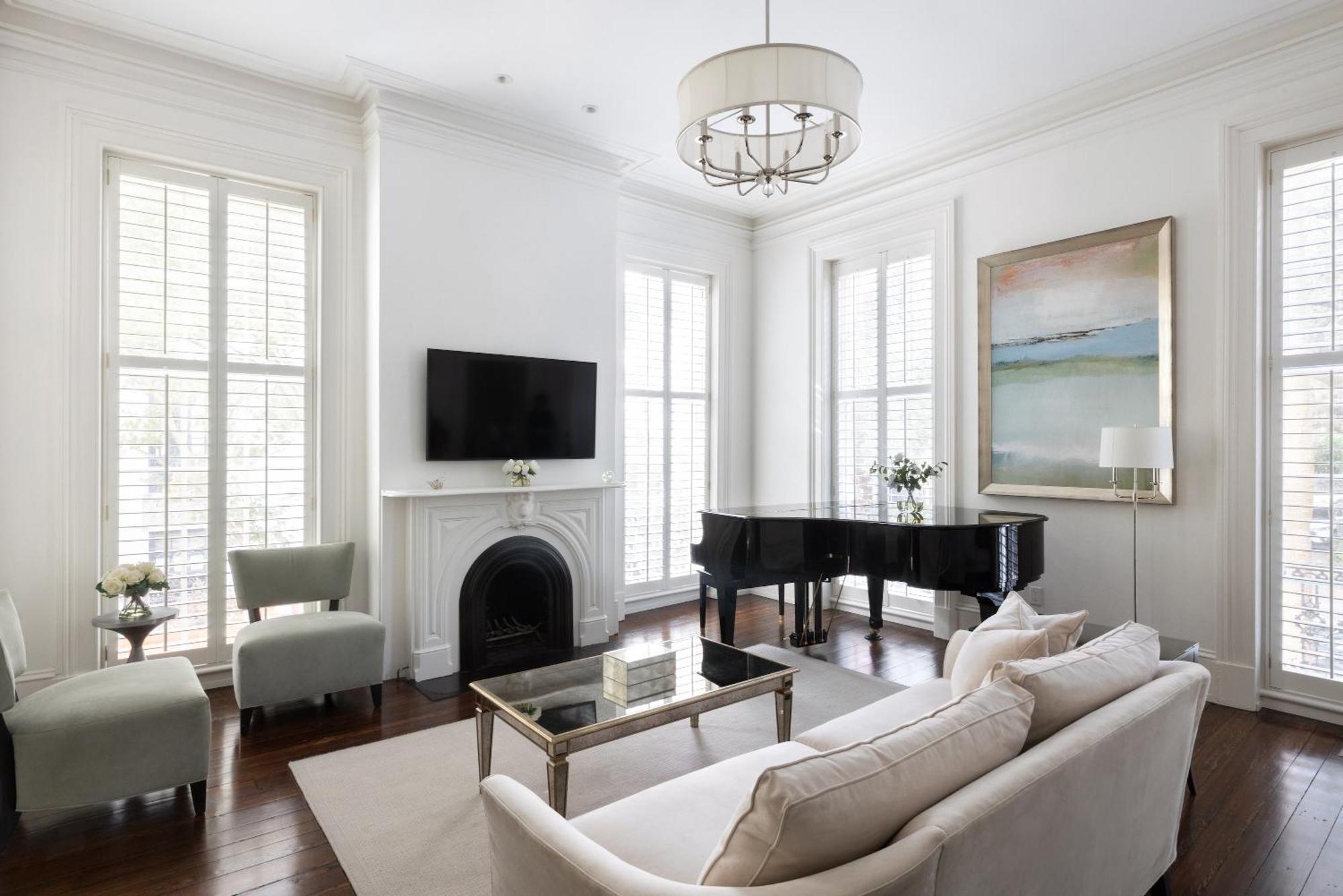 Classic Apartment (Self Check-in with Virtual Front Desk)