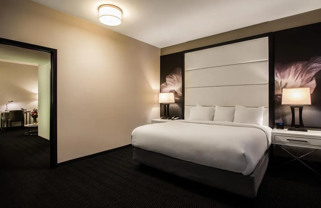 Tryp By Wyndham Savannah-1