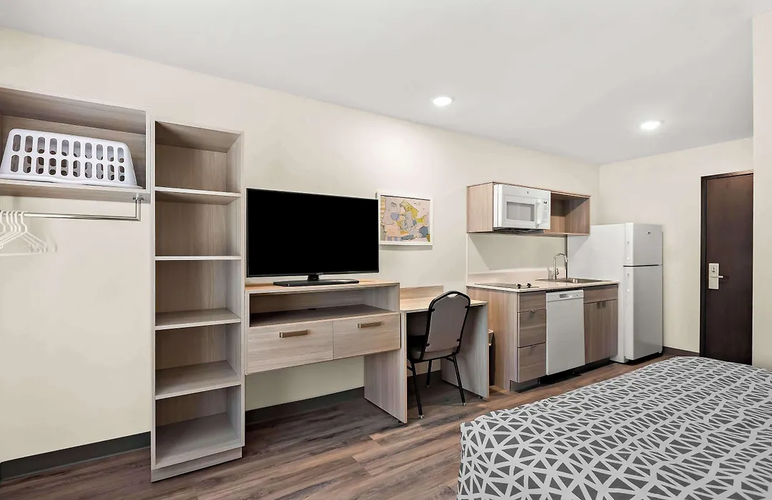 Woodspring Suites Savannah West Chatham Parkway-1