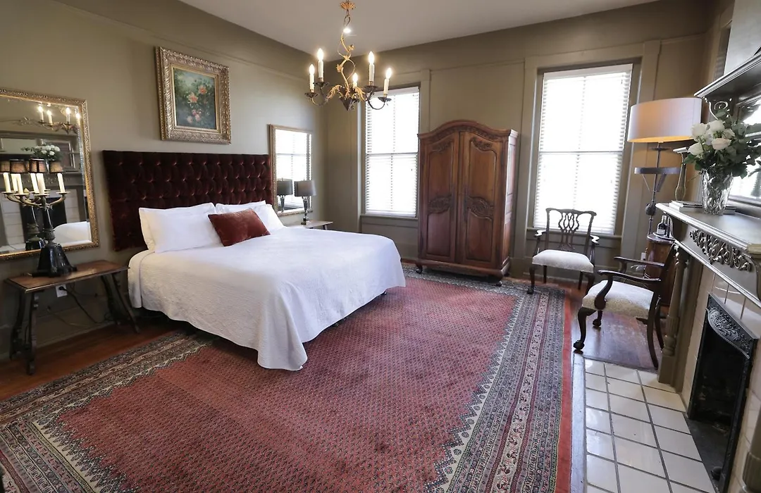 Foley House Inn-1