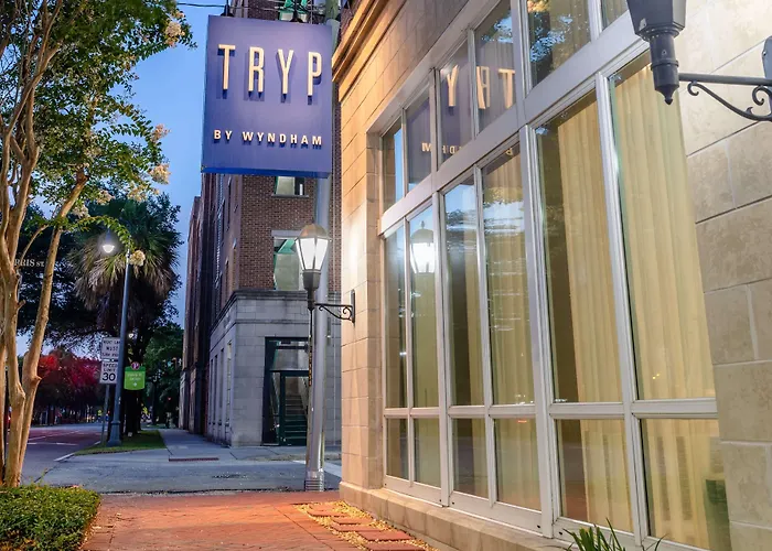 Pet Friendly Hotels Savannah GaTryp By Wyndham