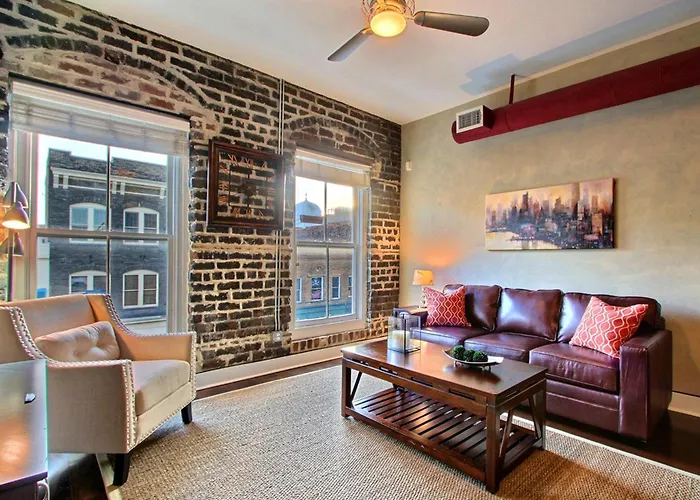 Soho Suite Savannah