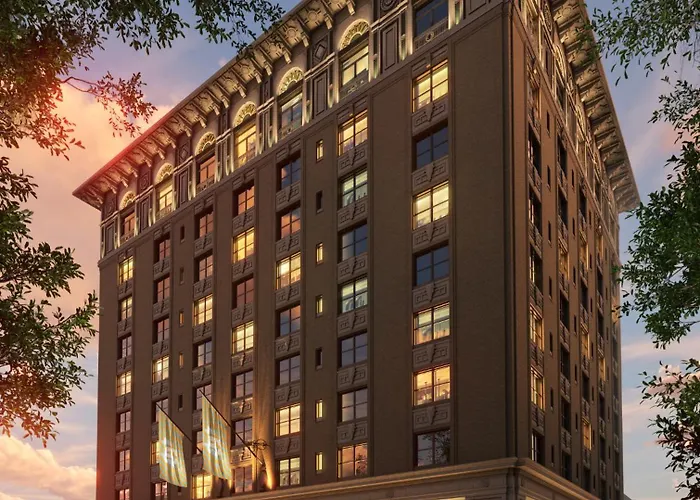Recess Hotel & Club Savannah